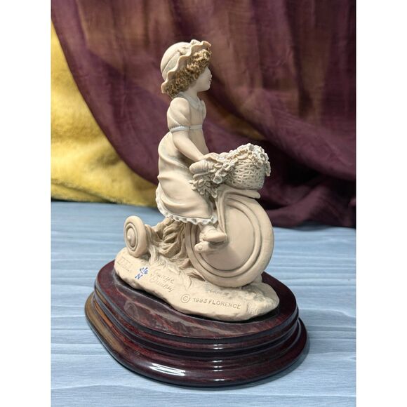 Giuseppe Armani 1993 "Biking Around" Girl on Tricycle Figurine - Picture 4 of 9